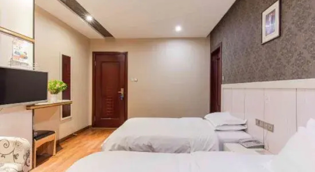 Chuncheng Hotel Lundu, Book Hotel Siming 