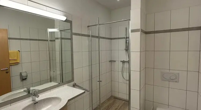 Трёхместный номер Standard с балконом и с видом на сад Hotel zur Post