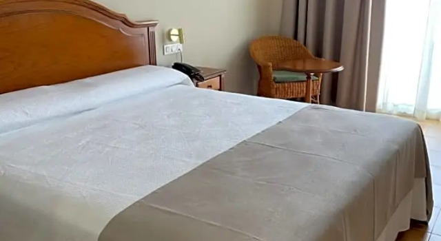 Номер Standard с балконом Hotel Almijara - Mares