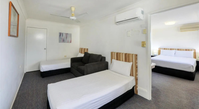 Четырёхместный семейный номер Standard Best Western Cattle City Motor Inn