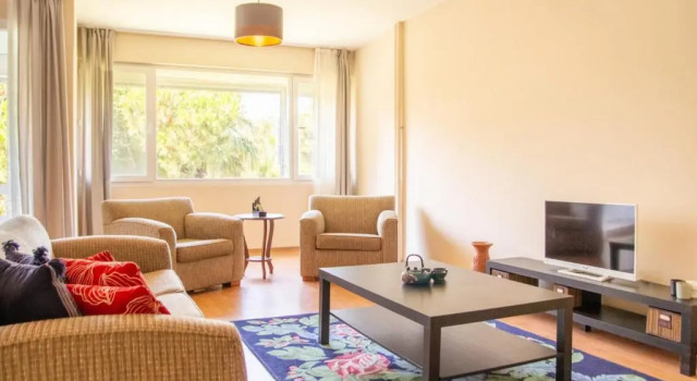 Апартаменты Lovely Flat near Public Transportation in Izmir