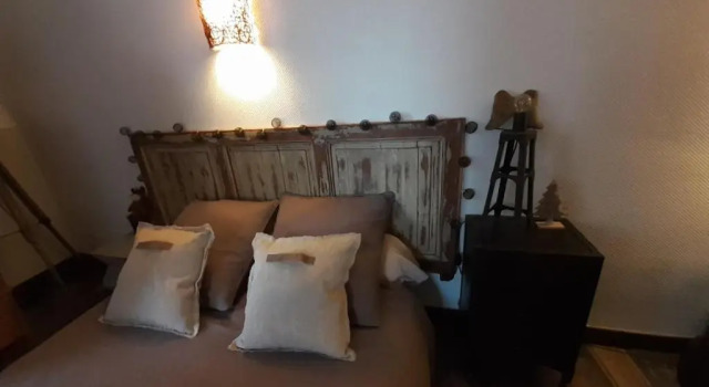 Maison atypique dans cité médiévale, Забронировать Отель Сен-Макэр Entre-Deux-Mers