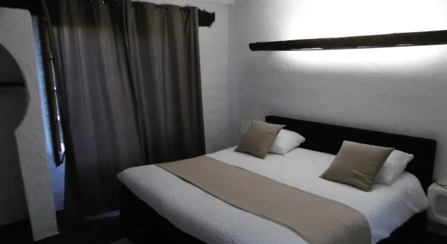 Relais Des Vieilles Postes, Rezerwuj Hotel Les Avenieres Isère