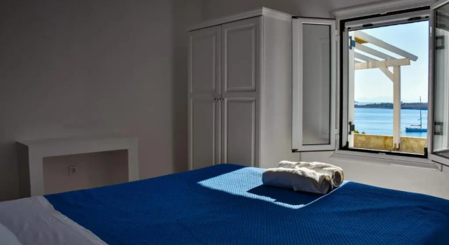 Krios Luxury Suites, Prenota Affittacamere Hotel a Paro con piscina, Piscina