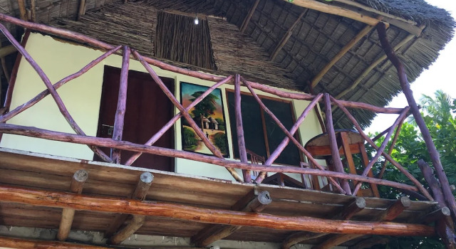 Двухместное бунгало Standard с балконом и с видом на сад Mount Zion Lodge
