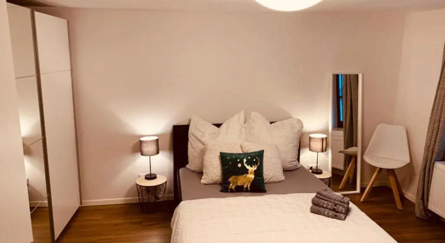 FELIX LIVING 2, Cozy & modern & Netflix Wohnung mit Blick ins Grüne, Varaa Hotelli Hotellit Baijeri pysäköinnillä, Pysäköinti