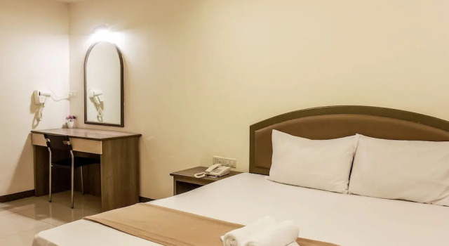 Двухместный номер Standard с балконом Lee Garden Bangkok