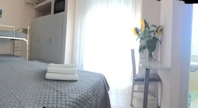 Четырёхместный номер Economy Hotel Moderno - Bed & Breakfast
