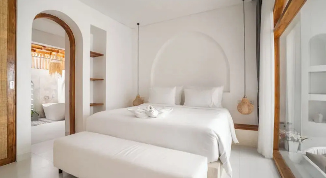 La Feliz Villa Seminyak, Rezervovat Vila Chaty v Bali, Chalupa