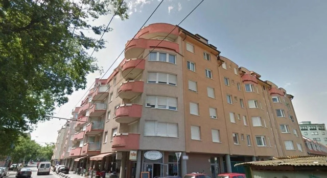 Circle Apartments
