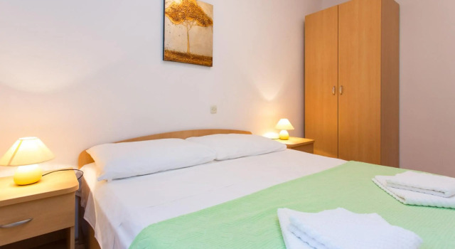 Apartment Julijana, Забронировать Апартаменты/квартира Отели Крка с парковкой, рядом с Krk Harbour, Парковка