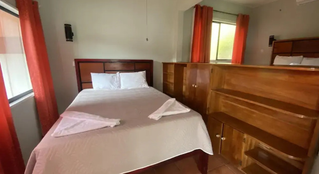 Bongo, Rezervovat Hotel Quepos Puntarenas