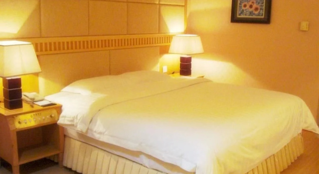 Easton Hotel, Boek Hotel Hotels in Guangdong met parkeren, Parkeren