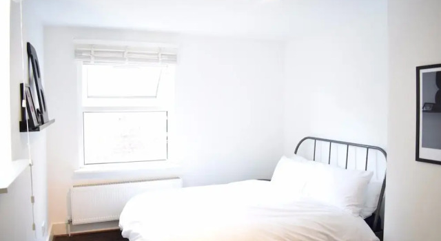 Light and Spacious 2 Bedroom Apartment in Peckham, Varaa Huoneisto Asunnot kohteessa Merseyside, Huoneisto