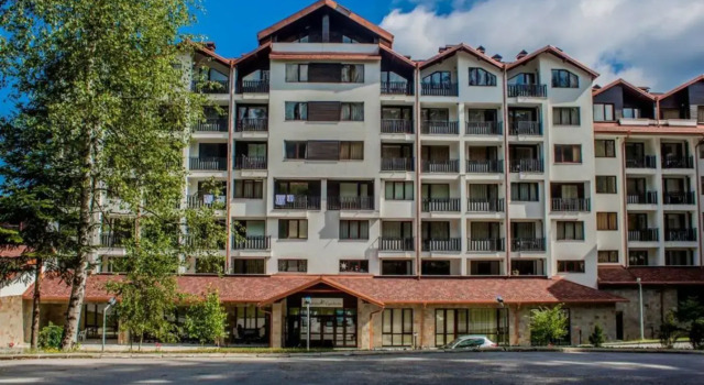 Студио D-41 в Апарт-хотел Боровец Гардънс, Book Hotel Samokov 