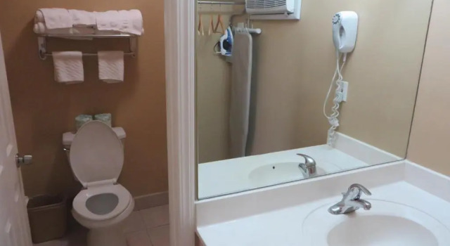 Номер Standard Friendship Motor Inn