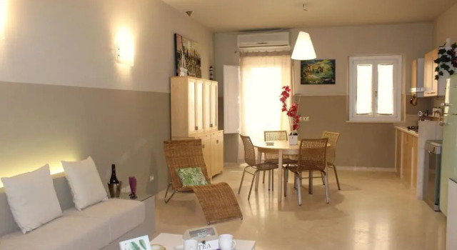 Exclusive Marina Apartment