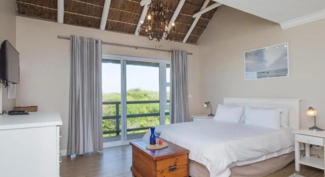Вилла Premier Cape St Francis Beach Break Villas and Cottages