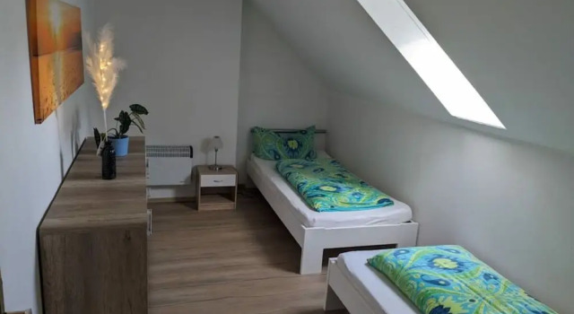 Huus Meta Modern Retreat