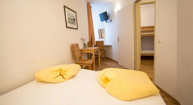 Люкс Economy Hotel Laaxerhof