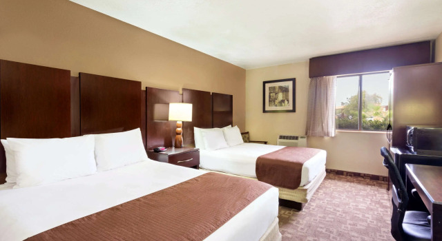 Rodeway Inn & Suites Chandler - Phoenix South I-10