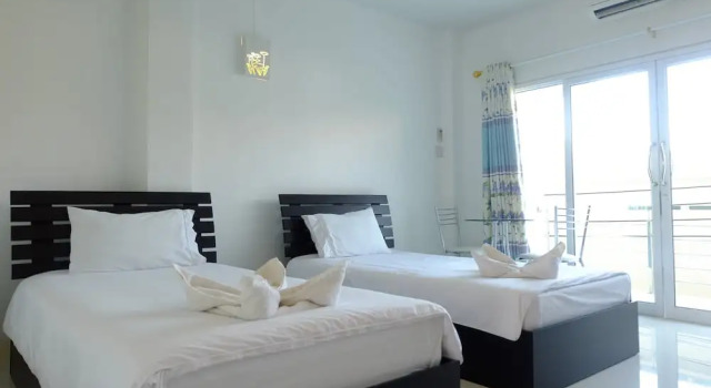 R J House Resort