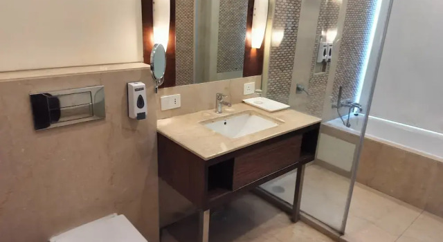 Номер Standard Oodles Hotel Chhattarpur South Delhi