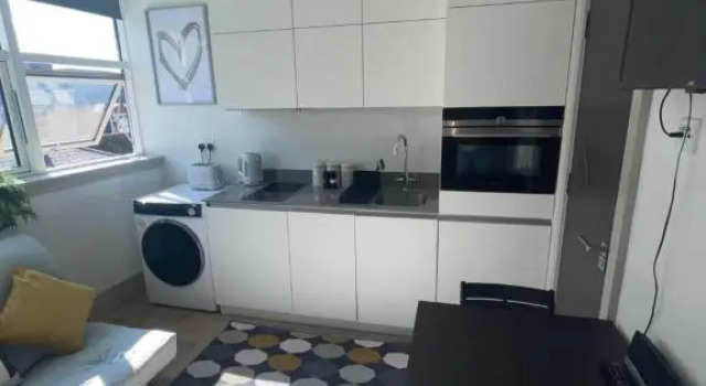 Lovely studio flat for rental in Greater London, Забронировать Апартаменты/квартира Отели Большого Лондона с парковкой, Парковка