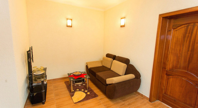 Eden Escape Apartments