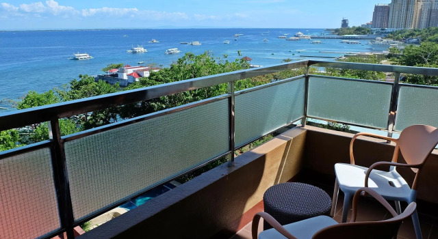Люкс Palmbeach Resort Mactan Cebu powered by Cocotel