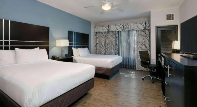 Люкс La Quinta Inn & Suites by Wyndham Lubbock Southwest
