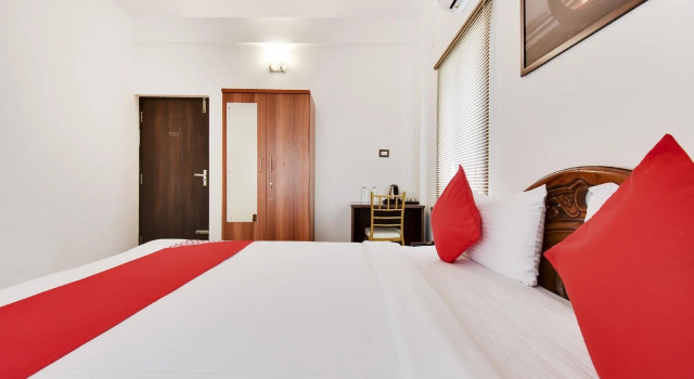 OYO Flagship 76298 Prime Suites, Rezervovat Hotel Hotely v Bangalore s parkováním, Parkování