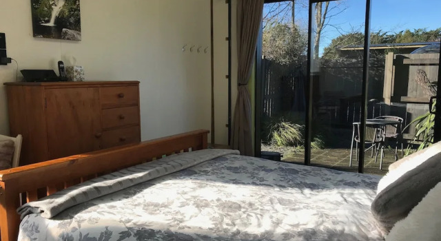 River Retreat, Забронировать Отель Отели Дарфилд 3 звезды, 3*