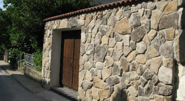Коттедж c 1 комнатой Casa Cucu