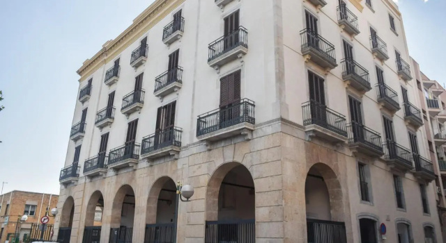 Port Plaza Apartments