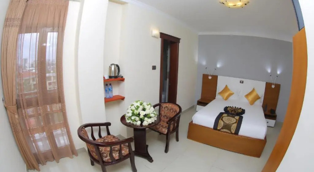 Hotel Tirago
