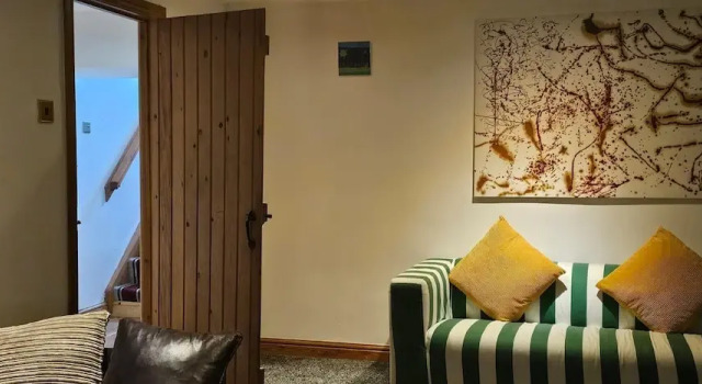 Delightful Space-view Farmhouse Astronauts Lodge, Book Feriehus Sommerhuse i Lancashire, Hytte