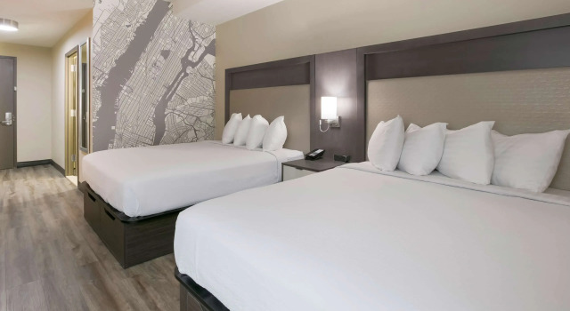 Четырёхместный номер Standard Best Western Plus Executive Residency Bronx