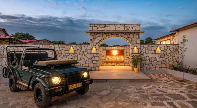 Aashiyana Luxury Cottages, Забронировать Отель Отели штата Раджастхана с парковкой, Парковка