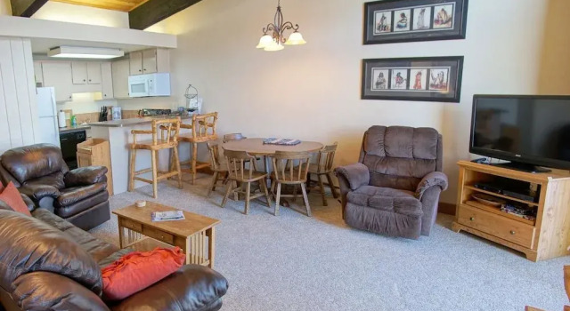 Storm Meadows Club B-413 (202782-5337) - 2 Br Condo, Забронировать Апартаменты/квартира Стимбот-Спрингс Колорадо, рядом с Preview Ski Lift