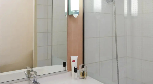 Номер Standard Ibis Roanne Le Coteau Hotel Restaurant