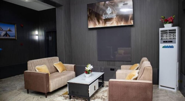 Pula Pula Luxury Hotel and Suites, Rezervovat Hotel Hotely v Adamawa se snídaní, Snídaně