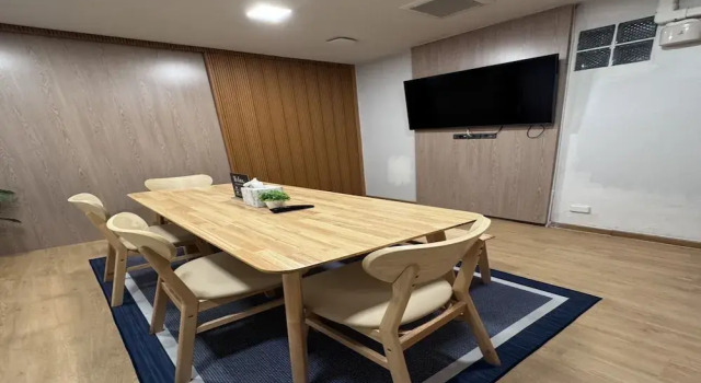Кровать в общем номере OYO 75495 Ratchadadome Hostel Bangkok