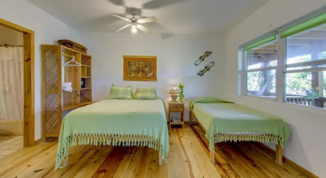 Номер Standard с видом на море Hotel Posada Las Orquídeas,West End