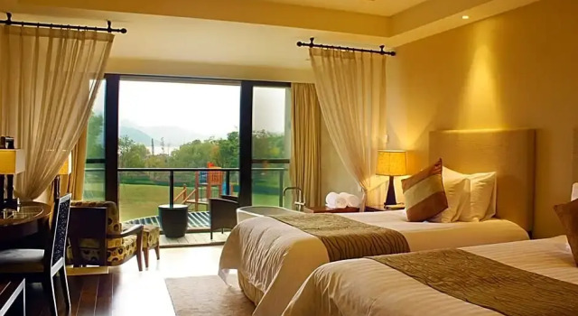 Двухместный номер Deluxe с видом на сад New Century Resort Jiu Long Lake Ningbo