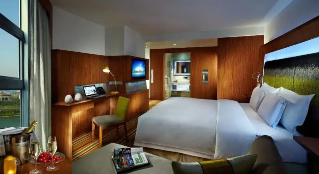 Двухместный номер Executive Novotel Zhengzhou Convention Centre