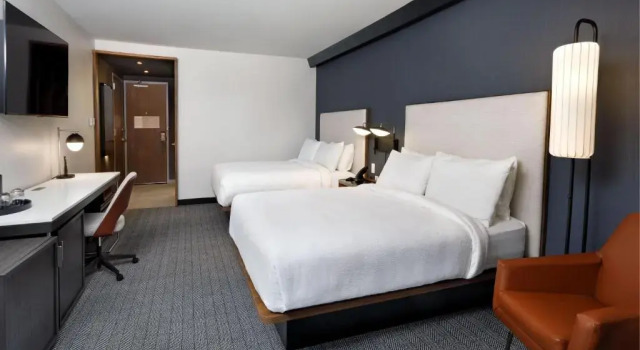 Четырёхместный номер Standard Courtyard by Marriott Richmond Scotts Addition