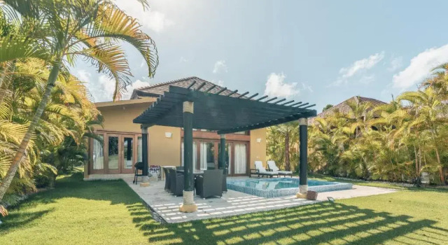 Вилла Fabulous villa with picuzzi at Green Village B843
