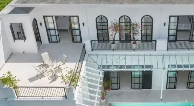 Beachside Mediterranean Luxury: 3Br in Canggu  - A Luxury Private Villa By Balinest Villas, Book Villa Hotels in Tibubeneng with a Pool, Swimming Pool