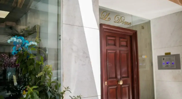 Jardin Mozart AP4165 by Riviera holiday Homes, Забронировать Отель Ницца Приморские Альпы, рядом с Набережная Соединенных Штатов